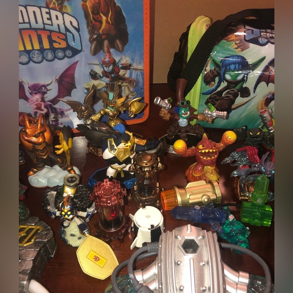 Skylanders Bundle of 42 Figures, 3 Portal of Power, and 2 Totes - Picture 5 of 15